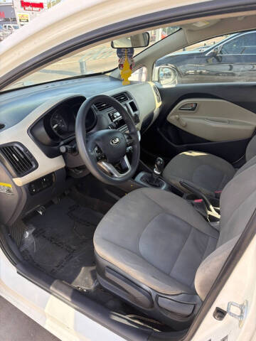 2013 Kia Rio LX