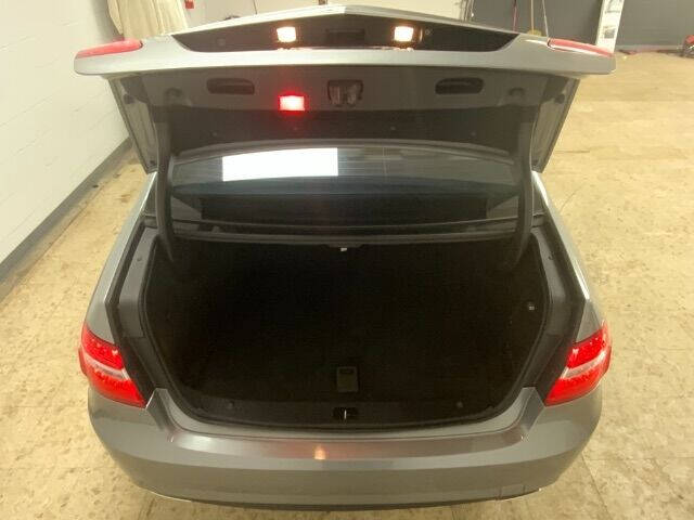 2010 Mercedes-Benz E-Class