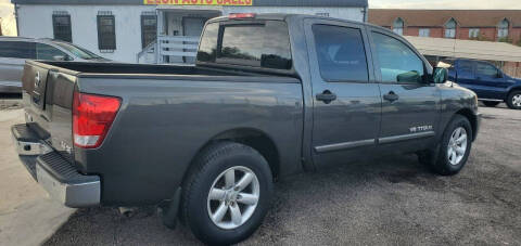 2010 Nissan Titan SE