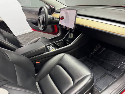 2020 Tesla Model 3 Standard Range Plus