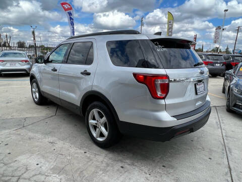 2019 Ford Explorer
