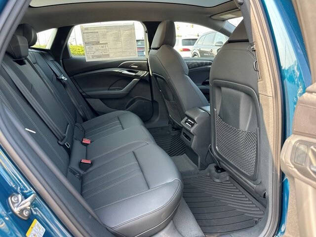 2025 Audi A6 Sportback e-tron Premium Plus