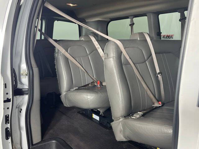 2022 Chevrolet Express LS 3500