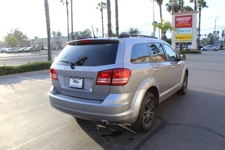 2018 Dodge Journey SE