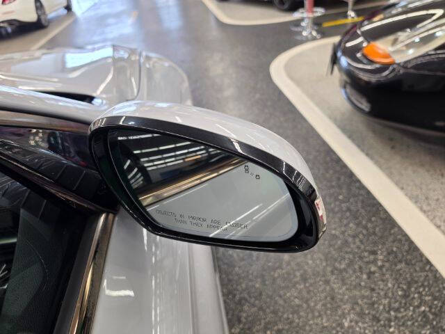 2022 Genesis G70