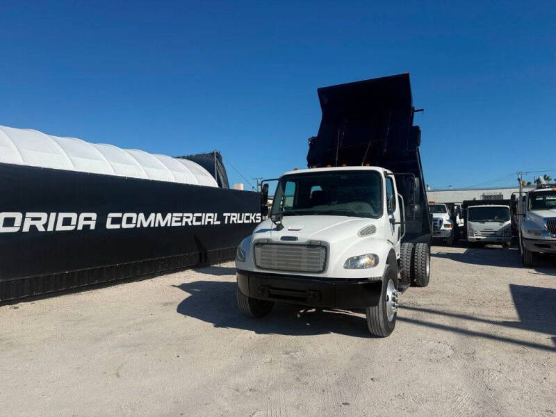 2006 Freightliner M2 106