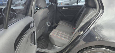 2016 Volkswagen Golf GTI SE