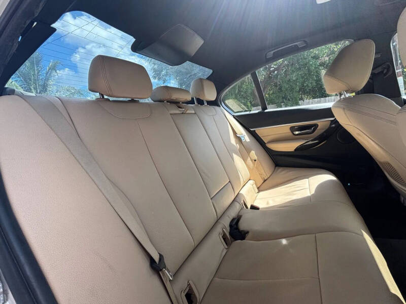 2017 BMW 3 Series 330i xDrive