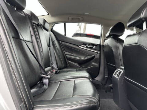 2023 Nissan Maxima 3.5 SV