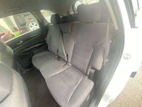 2020 Kia Sorento S V6