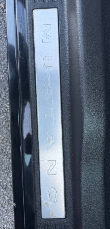 2009 Ford Mustang GT Deluxe
