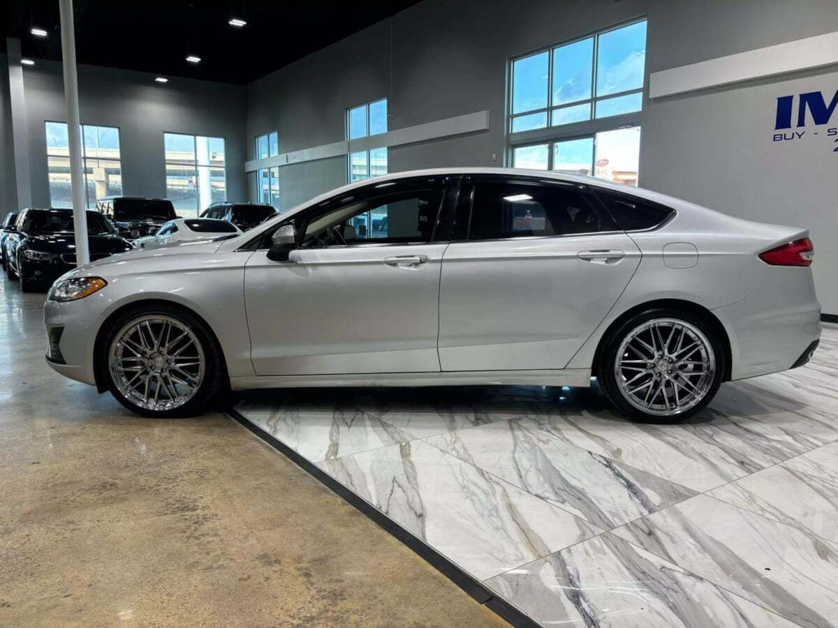 2019 Ford Fusion for sale at IMD MOTORS, INC in Dallas, TX