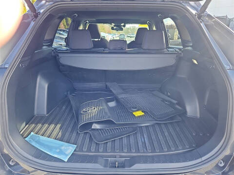 2024 Toyota RAV4 Hybrid SE