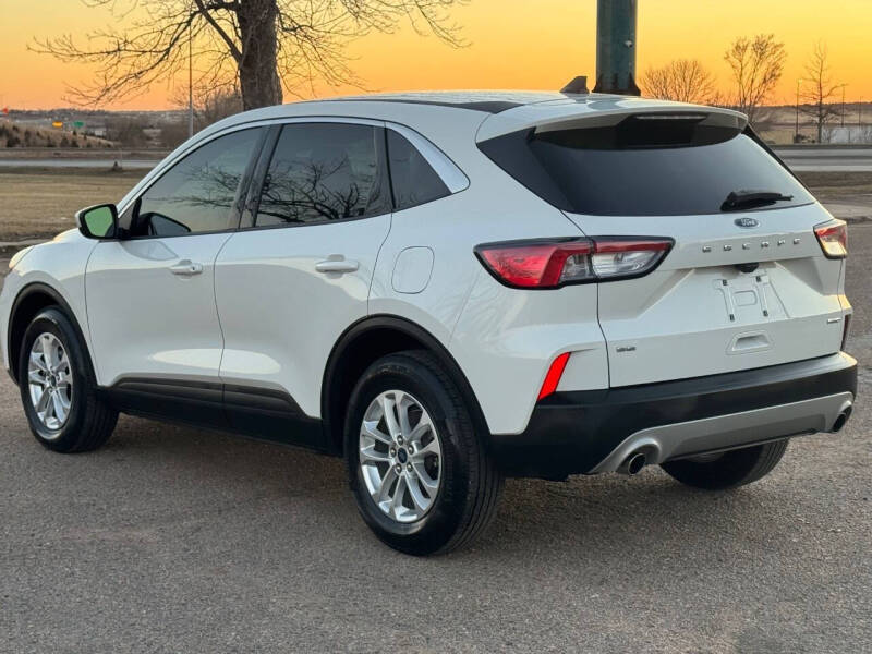 2021 Ford Escape SE