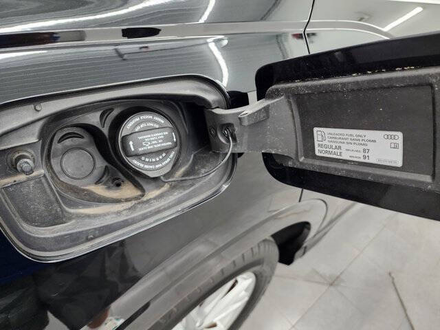 2024 Audi Q3 quattro S line Premium 45 TFSI