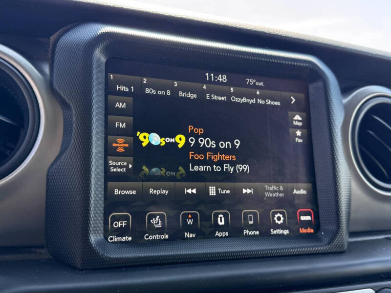 2021 Jeep Gladiator Willys