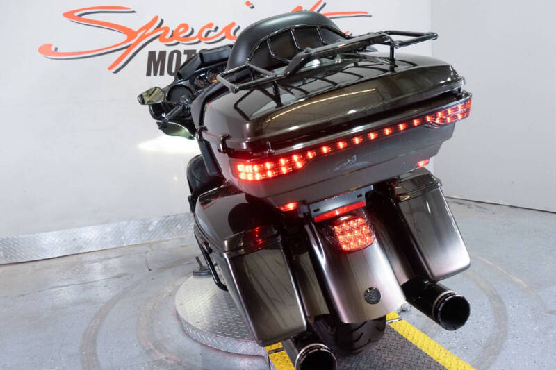 2018 Harley-Davidson CVO Limited