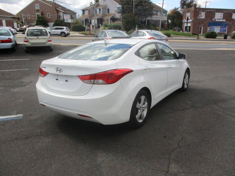 2012 Hyundai Elantra Limited photo 3