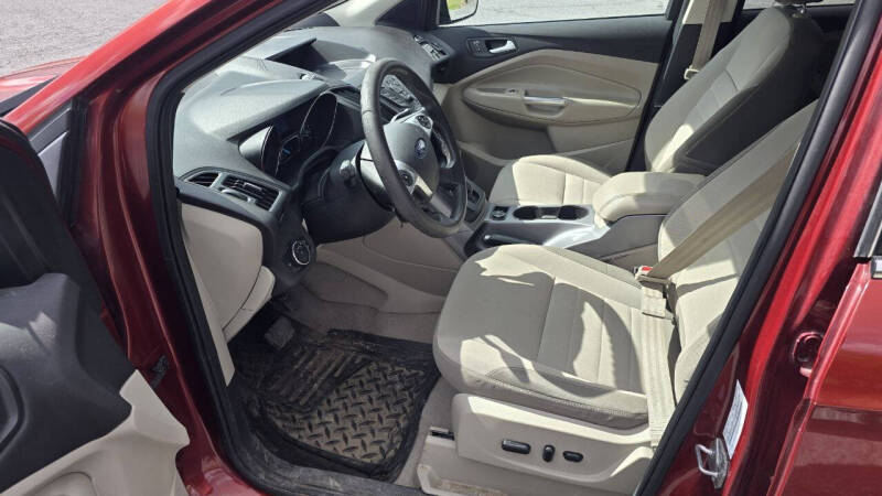 2015 Ford Escape SE