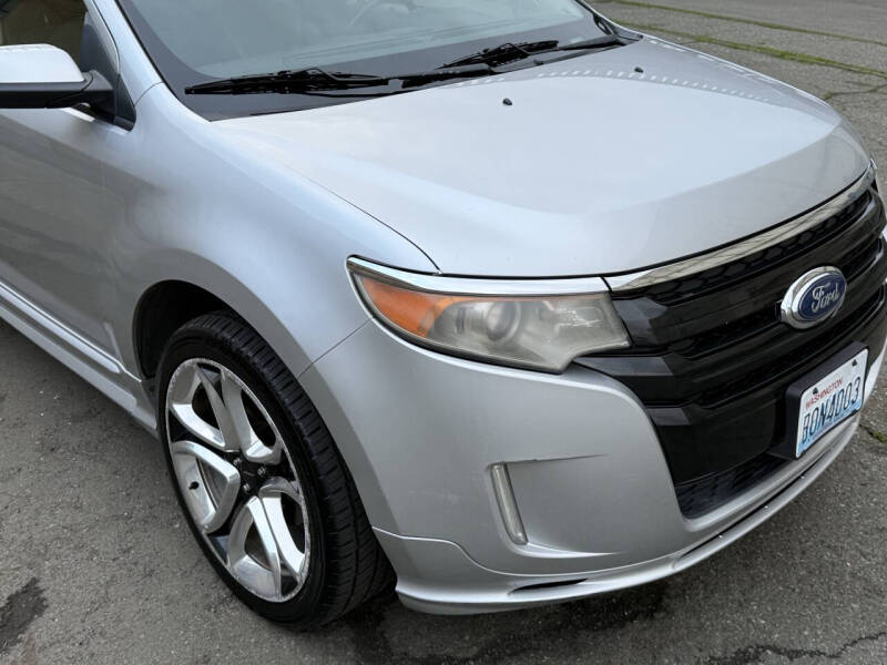 2011 Ford Edge Sport