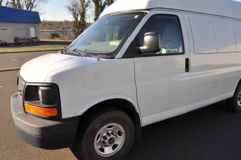 2015 GMC Savana LS 2500
