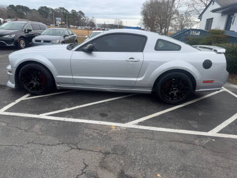 2006 Ford Mustang GT Deluxe