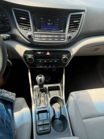 2017 Hyundai Tucson SE
