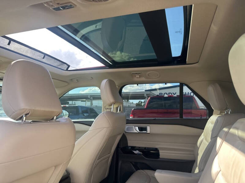 2022 Ford Explorer Platinum