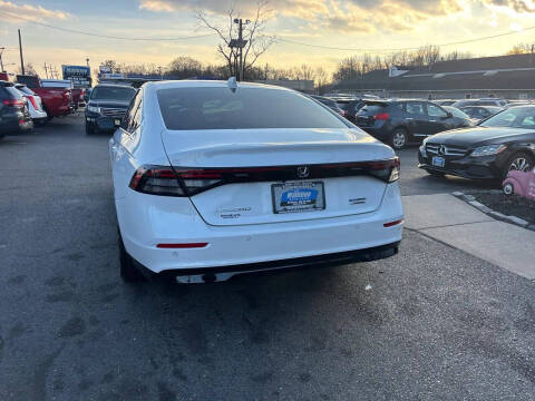 2025 Honda Accord Hybrid Touring