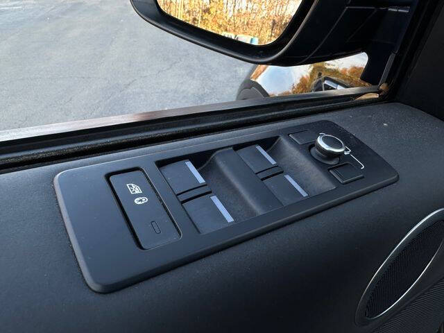 2019 Land Rover Discovery SE