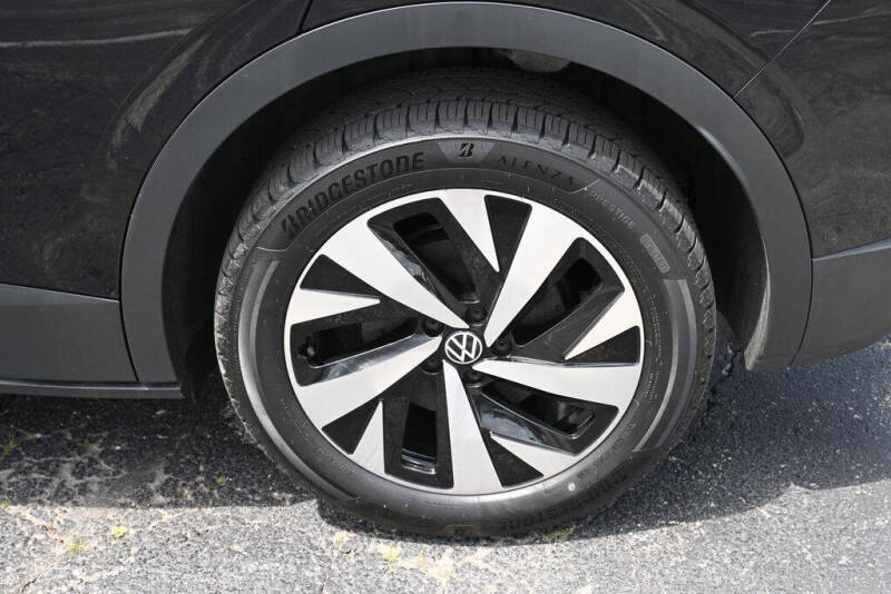 2023 Volkswagen ID.4 Pro