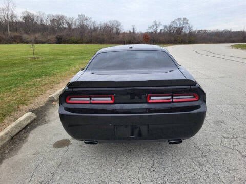 2012 Dodge Challenger SXT