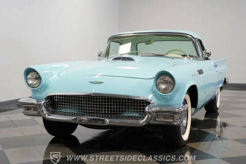 1957 Ford Thunderbird