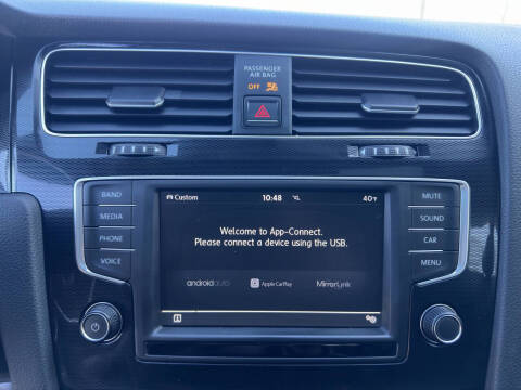 2017 Volkswagen Golf GTI Autobahn