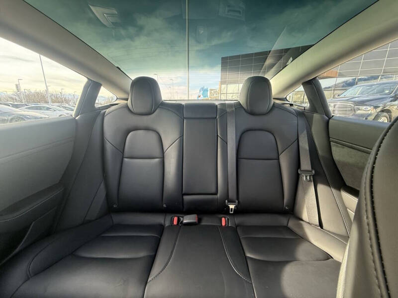 2023 Tesla Model 3 Performance