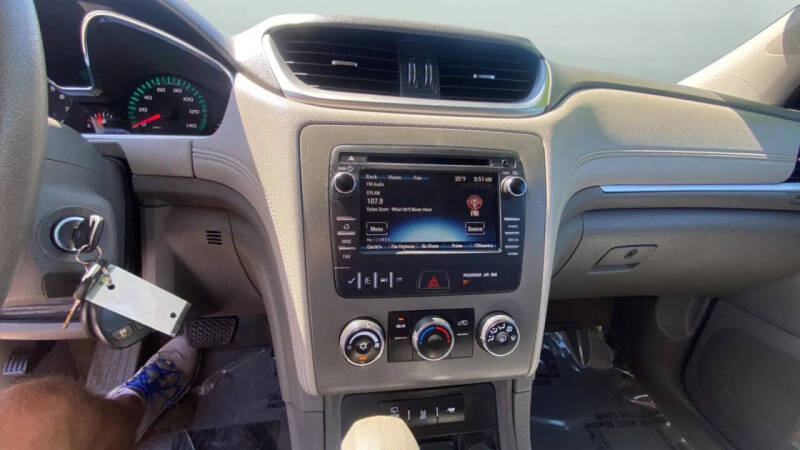 2016 Chevrolet Traverse LS