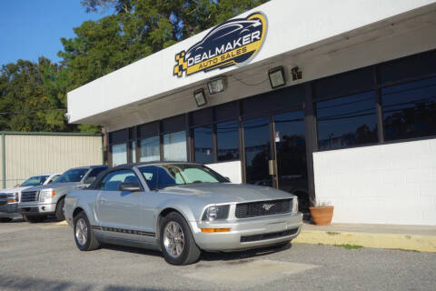 2005 Ford Mustang V6 Deluxe
