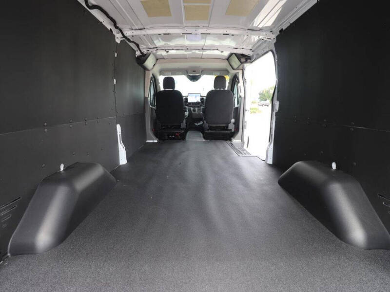 2023 Ford E-Transit
