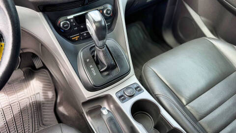 2015 Ford Escape SE