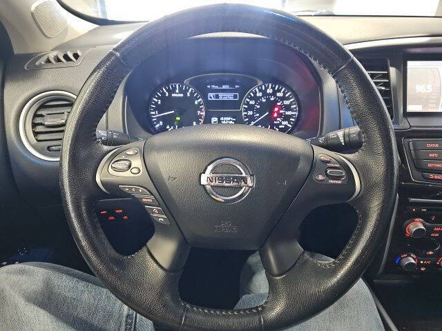 2013 Nissan Pathfinder SL