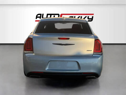 2021 Chrysler 300 Touring