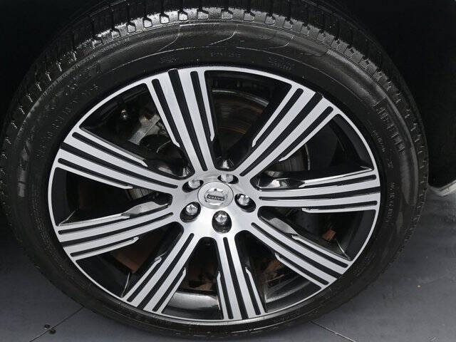 2023 Volvo XC90 B6 Ultimate Bright Theme 7P