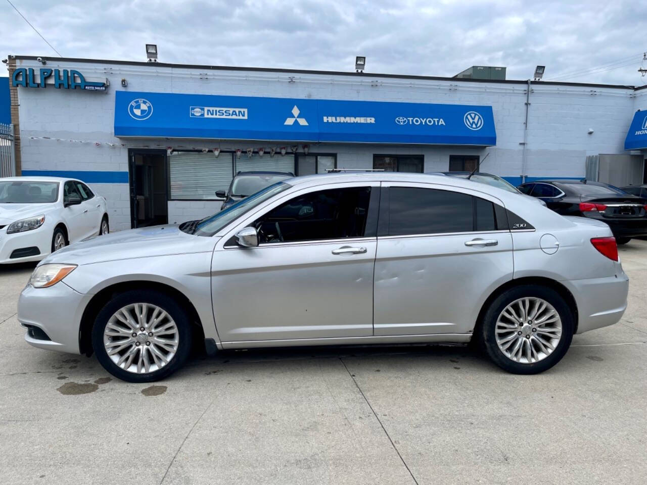 2011 Chrysler 200 for sale at Alpha Auto Sales in Detroit, MI