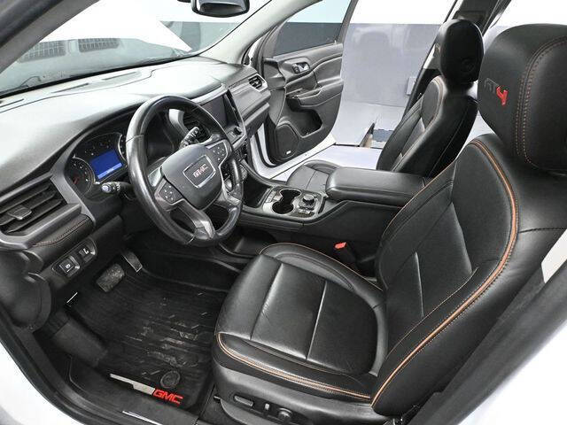 2021 GMC Acadia AT4