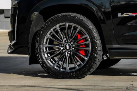 2023 Cadillac Escalade-V