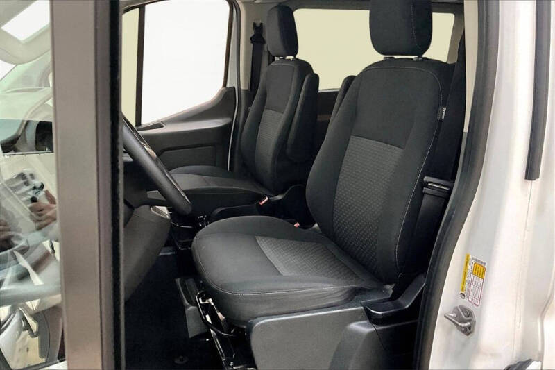 2023 Ford Transit 350 XLT