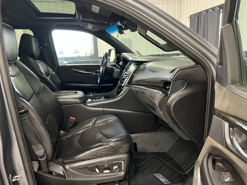2018 Cadillac Escalade ESV Platinum