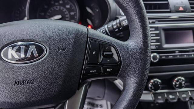 2016 Kia Rio 5-Door LX