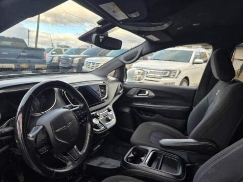 2020 Chrysler Pacifica Touring