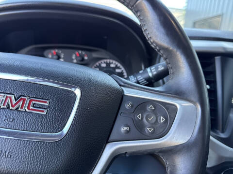2017 GMC Acadia SLE-2